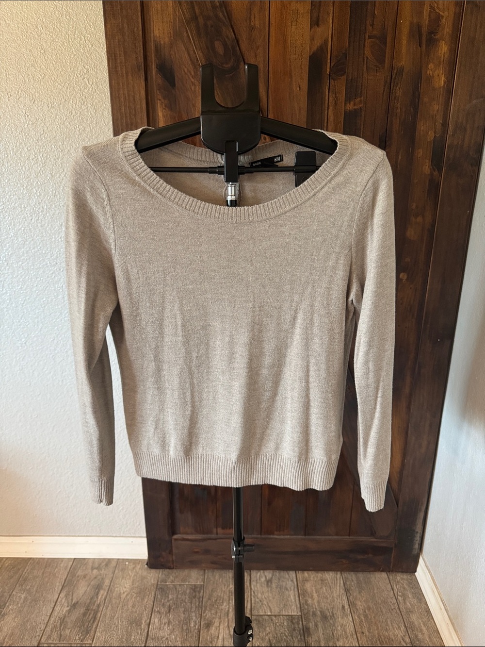 H&M Scoop Neck Sweater in Light Beige